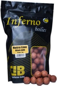 Carp inferno boilies nutra line višeň chilli - 1 kg 24 mm